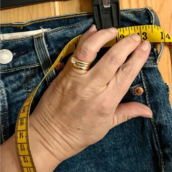 Levi’s Premium Denim NWOT Wedgie Straight Size 25 Blue Jeans Button Fly Leather - Picture 13 of 15